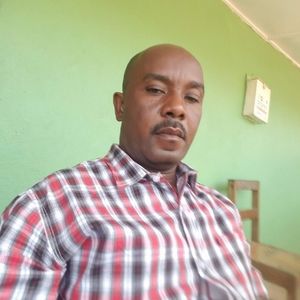 Meet your Posher, Victor